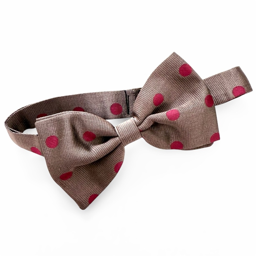 EUC Lui-B Pre-Tied Purple Polka Dot Italian Silk Bow Tie NBA Player Estate